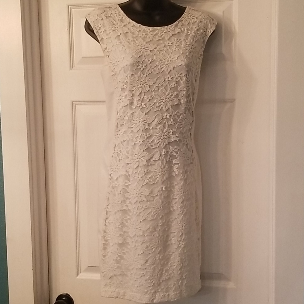 Womens white sleeveless dress